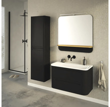 Modernes Badezimmer mit schwarzem Waschtischunterschrank, Spiegelschrank und Hochschrank