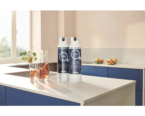 Grohe Blue Wasserfilter Mineralisation und Umkehrosmose auf einer Küchenzeile