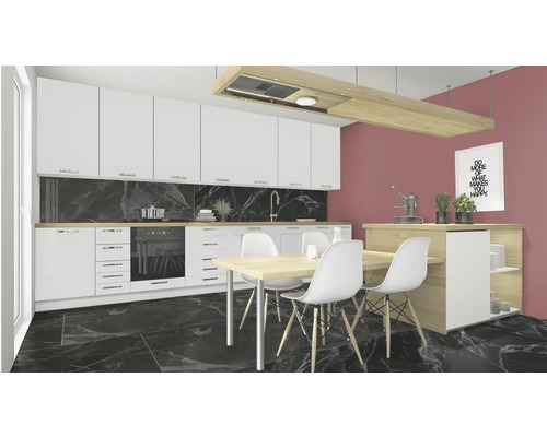 Moderne Küche mit weißen Schränken, Esstisch und Marmorboden