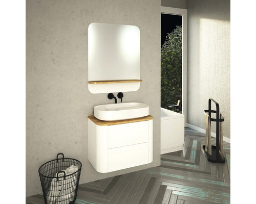 Badezimmer mit Waschbecken, Spiegel und Unterschrank in modernem Design