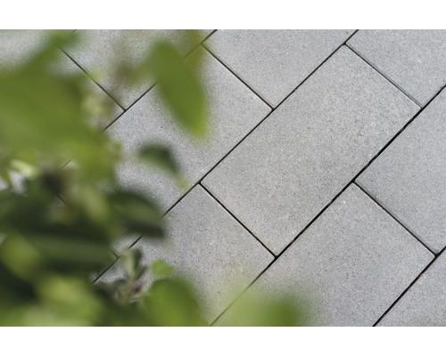 Pflastersteine im Gartenbereich