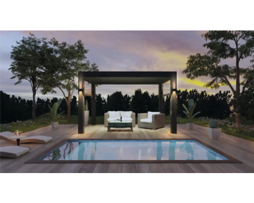 Szene mit Pool, Holzterrasse, Pergola, Sitzmöbeln und Pflanzen für den Gartenbereich