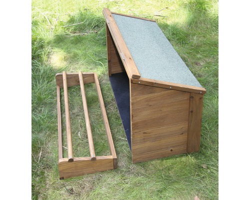 Holzunterstand mit Vorrichtung für Brennholz