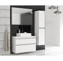 Modernes Badezimmerensemble mit Waschtischunterschrank, Aufsatzwaschbecken, Spiegelschrank und Hochschrank für ein stilvolles Ambiente.