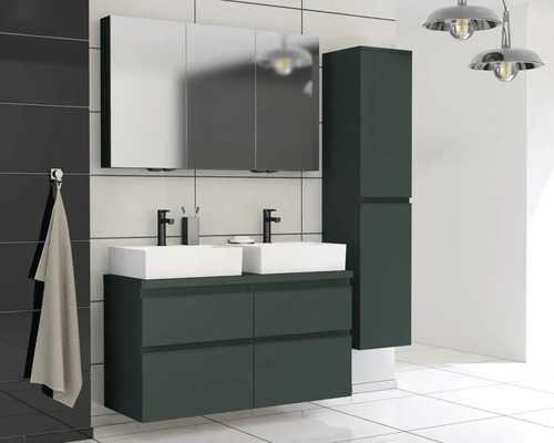 Modernes Badezimmer mit Doppelwaschtisch, Spiegelschrank und Hochschrank für eine stilvolle Einrichtung