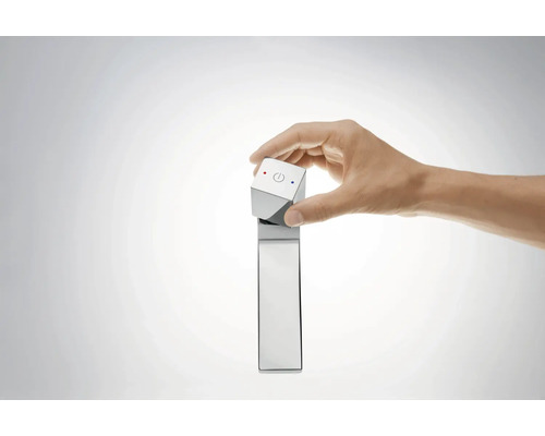 Hand bedient Armatur mit Temperaturanzeige