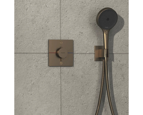 Handbrause mit Thermostatmischer zur Temperaturregelung