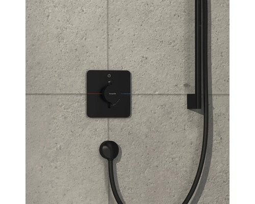 Brausethermostat mit Handbrause und Brausestange