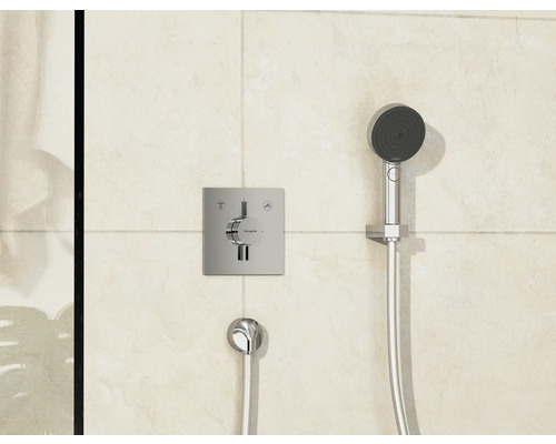 Brausegarnitur mit Handbrause und Thermostatarmatur für Dusche