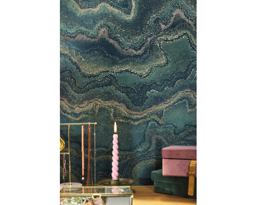 Dekorative Wandgestaltung mit abstrakter Musterung für ein stilvolles Ambiente