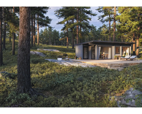 Modernes Gartenhaus mit Holzterrasse in Waldumgebung