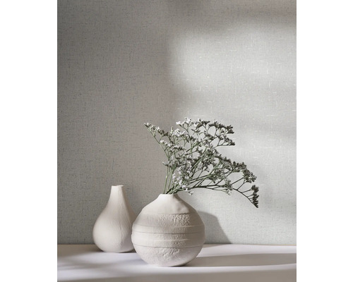 Tapete mit zwei Vasen und Blumenarrangement