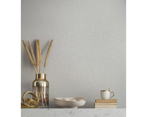 Dekorative Tapete mit feiner Textur auf einer Inneneinrichtung.