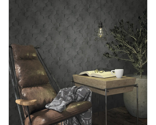 Wohnzimmer Szene mit Sessel, Beistelltisch, Buch, Lampe und Wandpaneelen