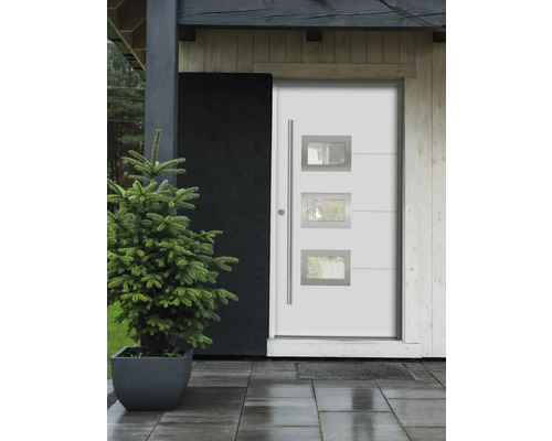 Moderne Haustür mit drei Glaseinsätzen und seitlichem Türgriff