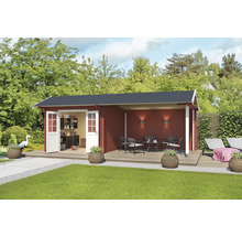Holzgartenhaus mit Terrasse, Gartenmöbeln und Geräteschrank im Garten