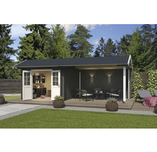Gartenhaus mit überdachter Terrasse und geöffneten Doppeltüren