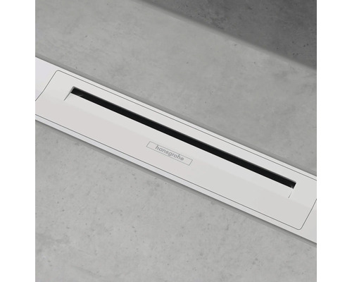 Hansgrohe Logo auf einer Duschrinne