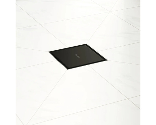 Bodenebene Dusche mit Ablaufrinne von Hansgrohe