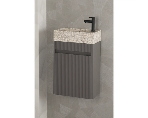 Waschtisch mit Unterschrank und Armatur