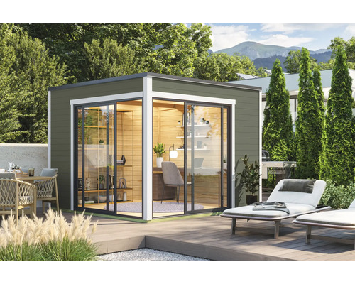 Modernes Gartenhaus mit Schiebetüren und Büroausstattung auf einer Holzterrasse