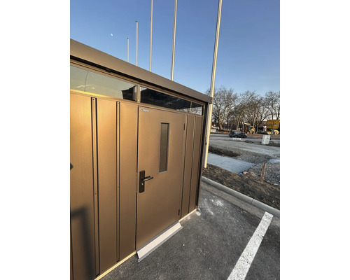 Geräteschuppen mit Tür und Fenster für den Außenbereich