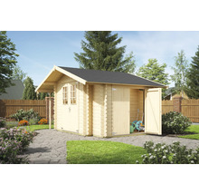 Gartenhaus aus Holz mit geöffneter Tür und Gartengeräten im Inneren