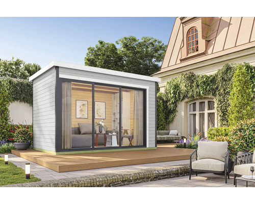 Modernes Gartenhaus mit Schiebetür und umlaufender Terrasse in einem gepflegten Garten