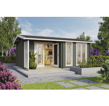Gartenhaus mit geöffneter Doppeltür und Fenstern