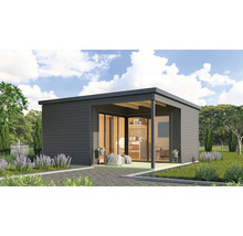 Modernes Gartenhaus mit Terrasse und großen Glasfronten, umgeben von Grün