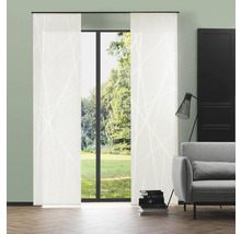 Raumszene mit Schiebegardine vor Fenster