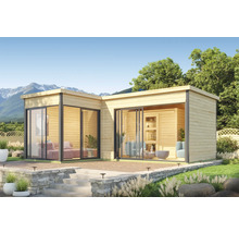 Modernes Gartenhaus mit großen Glasflächen und Terrasse im Außenbereich.
