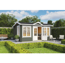 Gartenhaus aus Holz mit Fenstern und Doppeltür im Garten