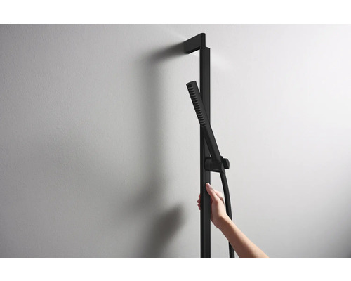 Brausestangenset mit Handbrause zur Wandmontage im Badezimmer