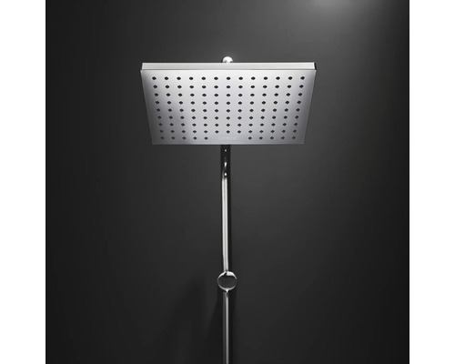 Quadratische Duschbrause mit Brausestange