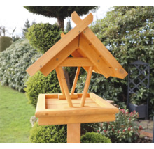 Vogelhaus aus Holz im Garten