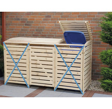 Mülltonnenbox aus Holz für drei Mülltonnen im Außenbereich.
