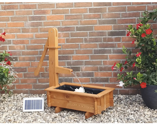 Holztrog eckig mit Wasserspiel Solar honigfarben