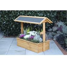 Holzblumenkasten mit Dach und Blumen