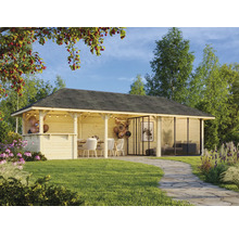 Holzpavillon mit Sitzbereich und Glasfront im Garten