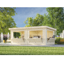Holz Gartenbar mit Lichterkette in einem Park