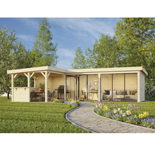 Gartenhaus mit Terrasse und Glasschiebetüren im Garten