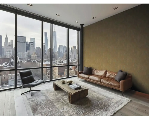 Wohnzimmer mit Ledersofa, Sessel, Holztisch und Ausblick auf die Skyline der Stadt