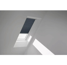 Dachfenster mit Plissee zur Verdunkelung