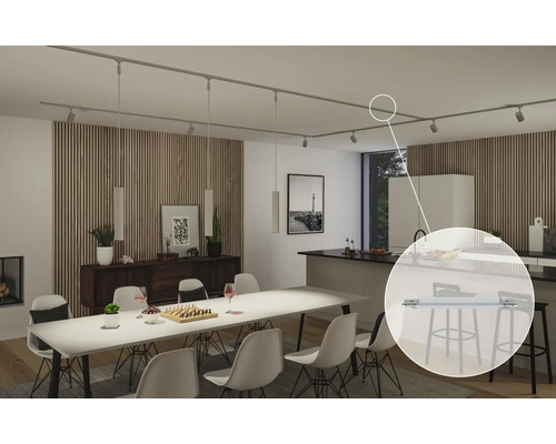 Esszimmer mit Esstisch und Deckenleuchten an Stromschienen-System