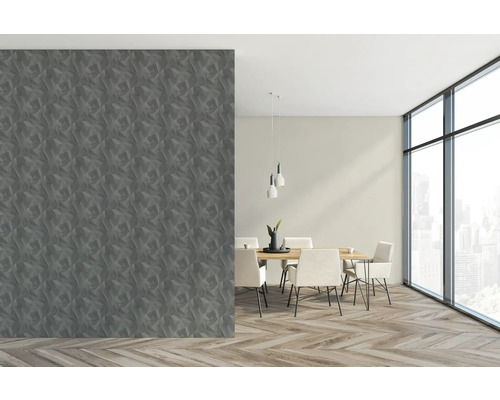 Modernes Esszimmer mit grauer Tapete und Holzboden