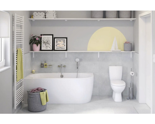 Feinsteinzeug Wand- und Bodenfliese Rubi grau 59,8 x 59,8 x 0,9 cm matt rektifiziert Helles Badezimmer mit Badewanne, Toilette und Heizkörper