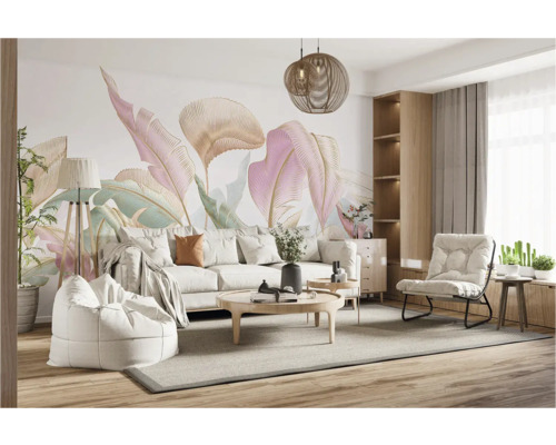 Wohnzimmer mit Sofa, Sessel, Couchtisch, Stehlampe und gemusterter Tapete für ein stilvolles Ambiente