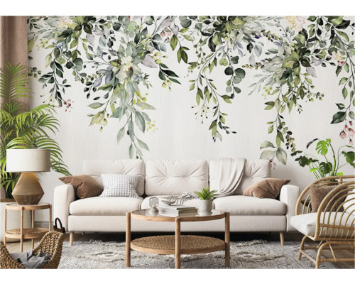 Wohnzimmer mit floraler Fototapete, Sofa und Dekorationen für ein gemütliches Ambiente