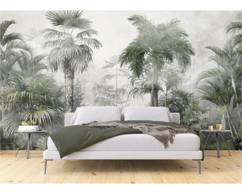 Schlafzimmer mit Fototapete Dschungelwald und weißem Bett